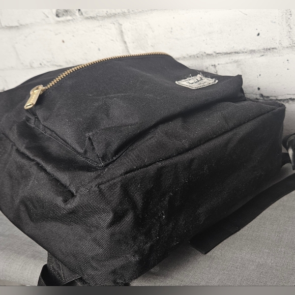 Herschel Black Settlement Backpack. Mid Volume - Picture 6 of 12